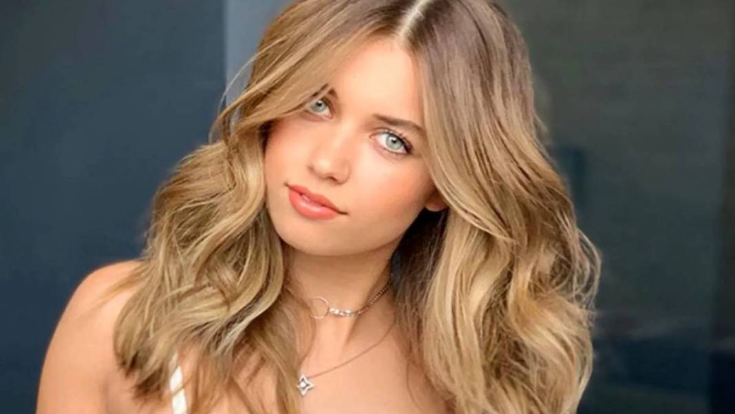 Yalı Çapkını'nın güzeller güzeli Seyranı'ydı... Afra Saraçoğlu'nun estetiksiz halini görenler şok oluyor! Meğer tüm güzelliği... 5